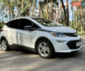 Белый Шевроле Bolt EV, объемом двигателя 0 л и пробегом 68 тыс. км за 14900 $, фото 3 на Automoto.ua