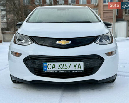 Белый Шевроле Bolt EV, объемом двигателя 0 л и пробегом 77 тыс. км за 15200 $, фото 1 на Automoto.ua