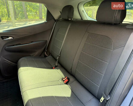 Белый Шевроле Bolt EV, объемом двигателя 0 л и пробегом 69 тыс. км за 14950 $, фото 19 на Automoto.ua