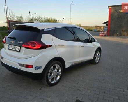 Белый Шевроле Bolt EV, объемом двигателя 0 л и пробегом 83 тыс. км за 15900 $, фото 4 на Automoto.ua