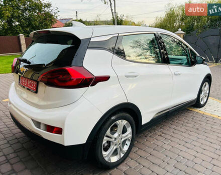 Белый Шевроле Bolt EV, объемом двигателя 0 л и пробегом 100 тыс. км за 14000 $, фото 6 на Automoto.ua