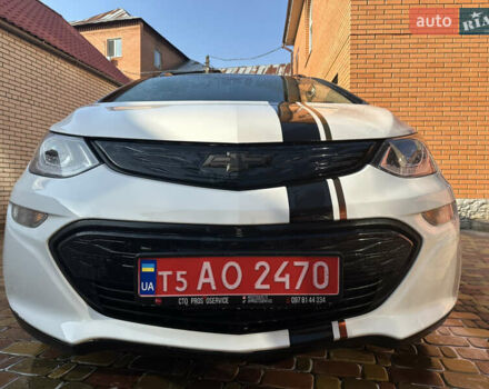 Белый Шевроле Bolt EV, объемом двигателя 0 л и пробегом 28 тыс. км за 18500 $, фото 27 на Automoto.ua