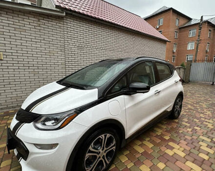 Белый Шевроле Bolt EV, объемом двигателя 0 л и пробегом 28 тыс. км за 18500 $, фото 5 на Automoto.ua