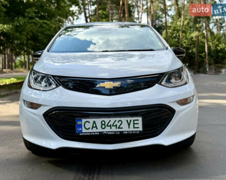 Белый Шевроле Bolt EV, объемом двигателя 0 л и пробегом 69 тыс. км за 14950 $, фото 6 на Automoto.ua