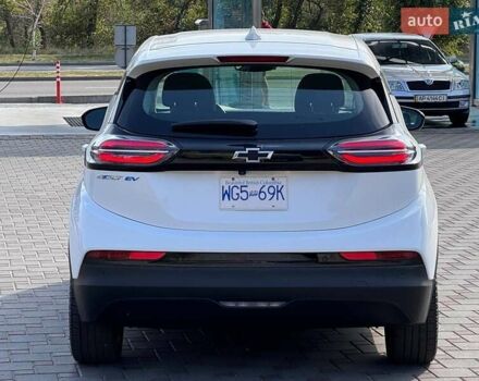 Белый Шевроле Bolt EV, объемом двигателя 0 л и пробегом 45 тыс. км за 18100 $, фото 7 на Automoto.ua