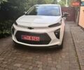 Белый Шевроле Bolt EV, объемом двигателя 0 л и пробегом 64 тыс. км за 19900 $, фото 1 на Automoto.ua