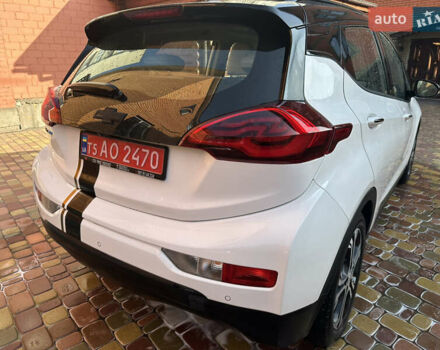 Белый Шевроле Bolt EV, объемом двигателя 0 л и пробегом 28 тыс. км за 18500 $, фото 29 на Automoto.ua