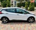 Белый Шевроле Bolt EV, объемом двигателя 0 л и пробегом 60 тыс. км за 17700 $, фото 1 на Automoto.ua