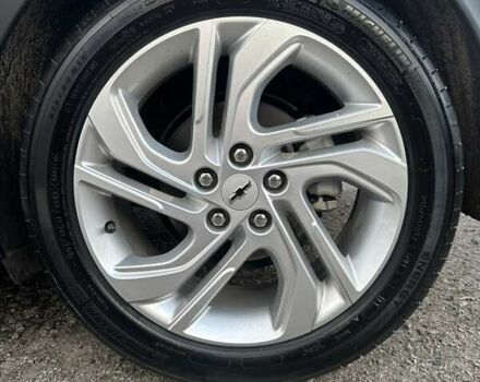 Белый Шевроле Bolt EV, объемом двигателя 0 л и пробегом 41 тыс. км за 16999 $, фото 8 на Automoto.ua