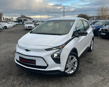 Белый Шевроле Bolt EV, объемом двигателя 0 л и пробегом 41 тыс. км за 16999 $, фото 3 на Automoto.ua