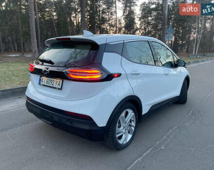 Белый Шевроле Bolt EV, объемом двигателя 0 л и пробегом 17 тыс. км за 18600 $, фото 6 на Automoto.ua