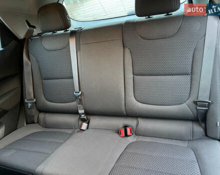 Белый Шевроле Bolt EV, объемом двигателя 0 л и пробегом 30 тыс. км за 18300 $, фото 12 на Automoto.ua