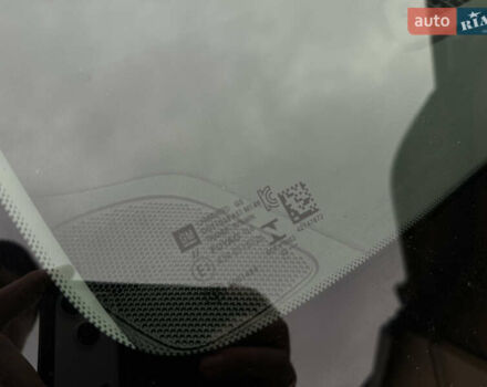 Белый Шевроле Bolt EV, объемом двигателя 0 л и пробегом 63 тыс. км за 16500 $, фото 14 на Automoto.ua