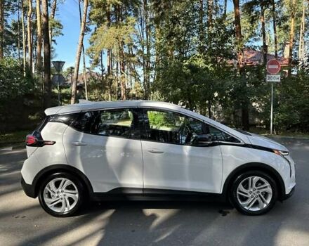 Білий Шевроле Bolt EV, об'ємом двигуна 0 л та пробігом 41 тис. км за 18600 $, фото 4 на Automoto.ua