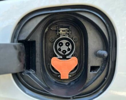 Білий Шевроле Bolt EV, об'ємом двигуна 0 л та пробігом 41 тис. км за 18600 $, фото 33 на Automoto.ua