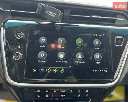 Белый Шевроле Bolt EV, объемом двигателя 0 л и пробегом 34 тыс. км за 18999 $, фото 17 на Automoto.ua