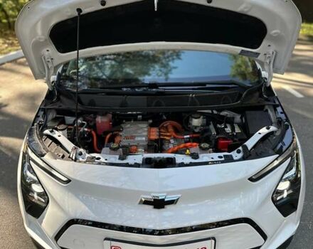 Білий Шевроле Bolt EV, об'ємом двигуна 0 л та пробігом 41 тис. км за 18600 $, фото 34 на Automoto.ua