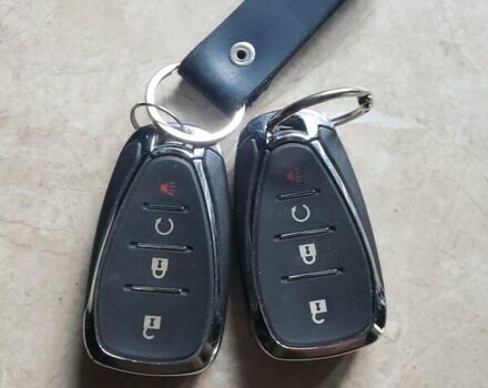 Білий Шевроле Bolt EV, об'ємом двигуна 0 л та пробігом 9 тис. км за 21000 $, фото 2 на Automoto.ua