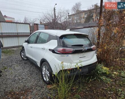 Белый Шевроле Bolt EV, объемом двигателя 0 л и пробегом 84 тыс. км за 10000 $, фото 6 на Automoto.ua