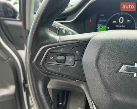 Белый Шевроле Bolt EV, объемом двигателя 0 л и пробегом 34 тыс. км за 18999 $, фото 23 на Automoto.ua