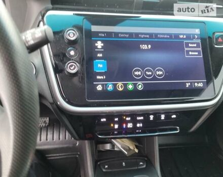 Белый Шевроле Bolt EV, объемом двигателя 0 л и пробегом 48 тыс. км за 20850 $, фото 11 на Automoto.ua