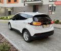 Белый Шевроле Bolt EV, объемом двигателя 0 л и пробегом 24 тыс. км за 18800 $, фото 7 на Automoto.ua