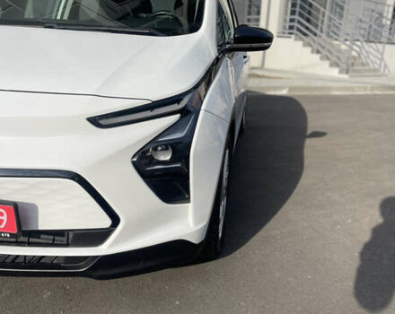 Білий Шевроле Bolt EV, об'ємом двигуна 0 л та пробігом 130 тис. км за 15850 $, фото 8 на Automoto.ua