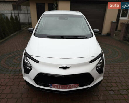Белый Шевроле Bolt EV, объемом двигателя 0 л и пробегом 63 тыс. км за 16500 $, фото 10 на Automoto.ua