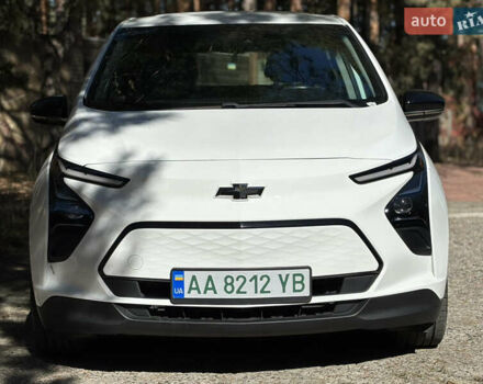 Белый Шевроле Bolt EV, объемом двигателя 0 л и пробегом 63 тыс. км за 16900 $, фото 1 на Automoto.ua