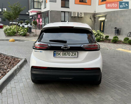 Белый Шевроле Bolt EV, объемом двигателя 0 л и пробегом 24 тыс. км за 18800 $, фото 17 на Automoto.ua