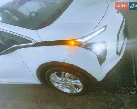 Белый Шевроле Bolt EV, объемом двигателя 0 л и пробегом 82 тыс. км за 17500 $, фото 6 на Automoto.ua