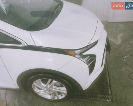 Белый Шевроле Bolt EV, объемом двигателя 0 л и пробегом 82 тыс. км за 17500 $, фото 12 на Automoto.ua