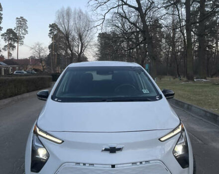 Белый Шевроле Bolt EV, объемом двигателя 0 л и пробегом 17 тыс. км за 18600 $, фото 2 на Automoto.ua
