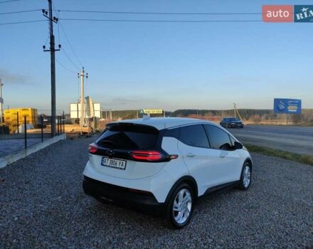 Белый Шевроле Bolt EV, объемом двигателя 0 л и пробегом 60 тыс. км за 18300 $, фото 6 на Automoto.ua