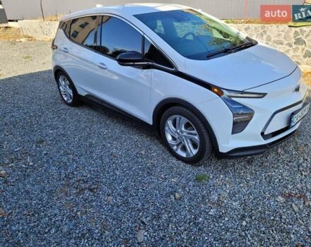 Белый Шевроле Bolt EV, объемом двигателя 0 л и пробегом 48 тыс. км за 20850 $, фото 8 на Automoto.ua
