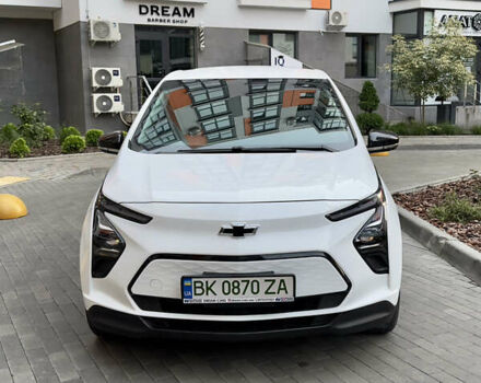 Белый Шевроле Bolt EV, объемом двигателя 0 л и пробегом 24 тыс. км за 18800 $, фото 11 на Automoto.ua