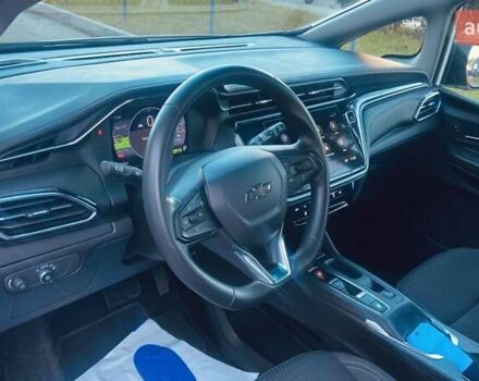 Белый Шевроле Bolt EV, объемом двигателя 0 л и пробегом 36 тыс. км за 17300 $, фото 10 на Automoto.ua