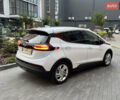 Белый Шевроле Bolt EV, объемом двигателя 0 л и пробегом 24 тыс. км за 18800 $, фото 5 на Automoto.ua