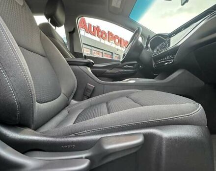 Белый Шевроле Bolt EV, объемом двигателя 0 л и пробегом 41 тыс. км за 16999 $, фото 28 на Automoto.ua