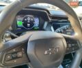 Белый Шевроле Bolt EV, объемом двигателя 0 л и пробегом 15 тыс. км за 18899 $, фото 34 на Automoto.ua