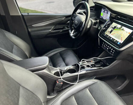 Белый Шевроле Bolt EV, объемом двигателя 0 л и пробегом 38 тыс. км за 19700 $, фото 8 на Automoto.ua