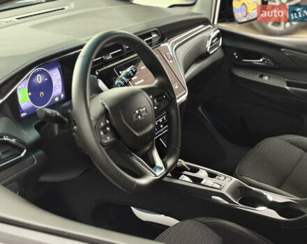 Белый Шевроле Bolt EV, объемом двигателя 0 л и пробегом 1 тыс. км за 20999 $, фото 20 на Automoto.ua