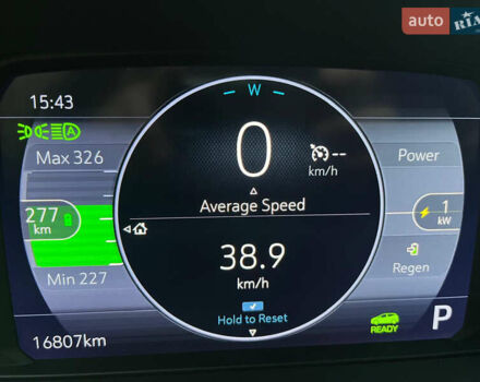 Белый Шевроле Bolt EV, объемом двигателя 0 л и пробегом 16 тыс. км за 18500 $, фото 18 на Automoto.ua