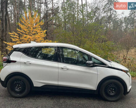 Белый Шевроле Bolt EV, объемом двигателя 0 л и пробегом 16 тыс. км за 18500 $, фото 10 на Automoto.ua