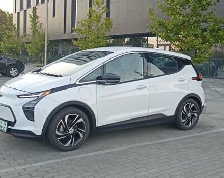 Белый Шевроле Bolt EV, объемом двигателя 0 л и пробегом 7 тыс. км за 22500 $, фото 3 на Automoto.ua