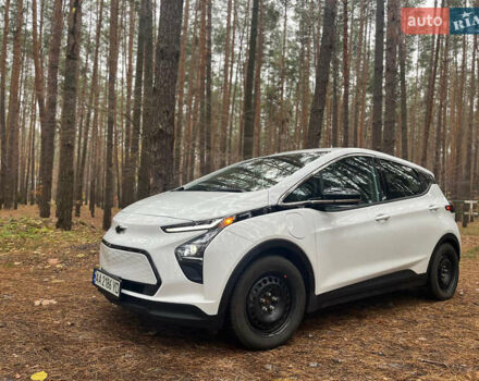 Белый Шевроле Bolt EV, объемом двигателя 0 л и пробегом 16 тыс. км за 18500 $, фото 2 на Automoto.ua