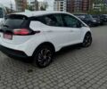 Белый Шевроле Bolt EV, объемом двигателя 0 л и пробегом 7 тыс. км за 19500 $, фото 3 на Automoto.ua