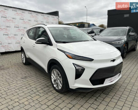 Белый Шевроле Bolt EV, объемом двигателя 0 л и пробегом 154 тыс. км за 15700 $, фото 9 на Automoto.ua