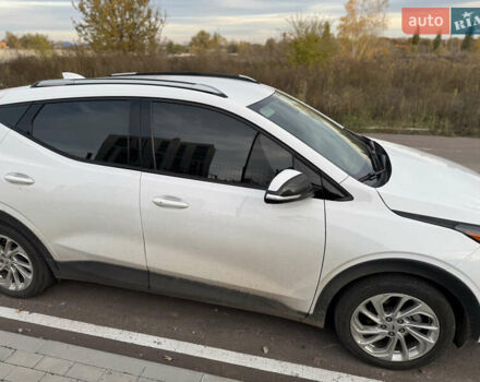 Белый Шевроле Bolt EV, объемом двигателя 0 л и пробегом 85 тыс. км за 19800 $, фото 3 на Automoto.ua