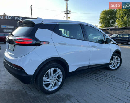 Білий Шевроле Bolt EV, об'ємом двигуна 0 л та пробігом 24 тис. км за 17950 $, фото 4 на Automoto.ua